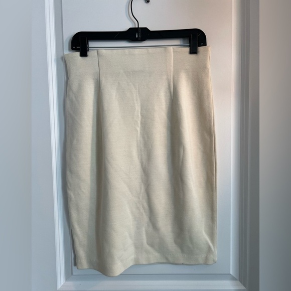 Theo Miles - Acrylic/ Wool Blend Elastic Waist Pencil Skirt - Picture 4 of 9